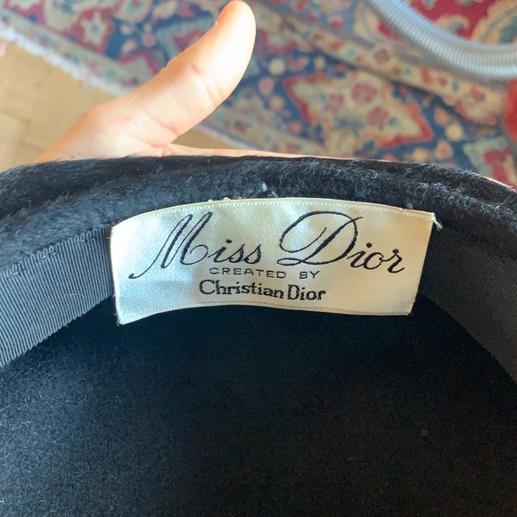 Christian Dior (1960s) Marc Bohan Fur Pillbox? Hat - Picture 4 of 12